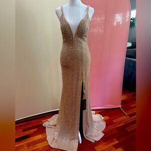 Jovani size 2. Gorgeous gown